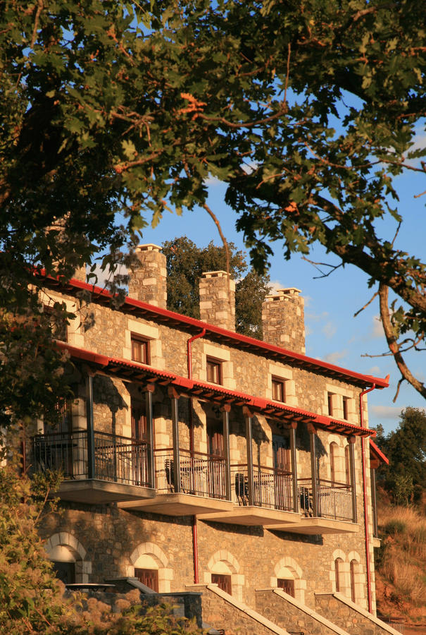 Arhontiko Parnona Karyes Exterior foto